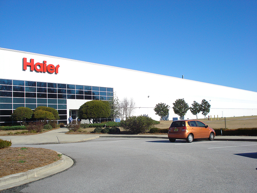 Haier located its first North American facility in Kershaw County, S.C., in 1999, manufacturing refrigerators for the U.S. market, and has become one of the county’s leading employers. Their operation was one of the first Chinese manufacturing companies to begin production in the United States. 