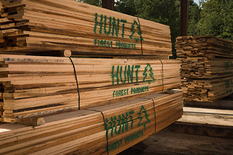Hunt Forest Products will build a state-of-the-art $115 million lumber mill in Urania, a LaSalle Parish community in the heart of Louisiana’s $11 billion forest products industry. The sawmill project will create 110 new direct jobs.
