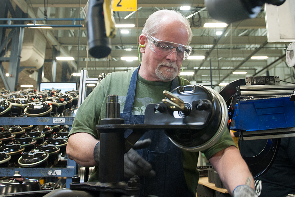 Bendix Spicer Foundation Brake has unveiled a multiyear, $8.7 million expansion and improvement project at its Bowling Green, Ky., manufacturing facility.